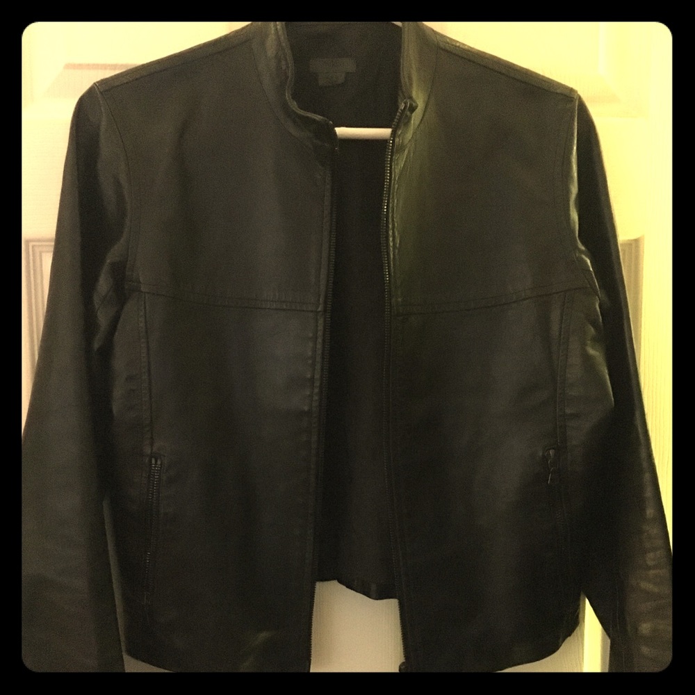 Black M0851 Leather Jacket from Canada